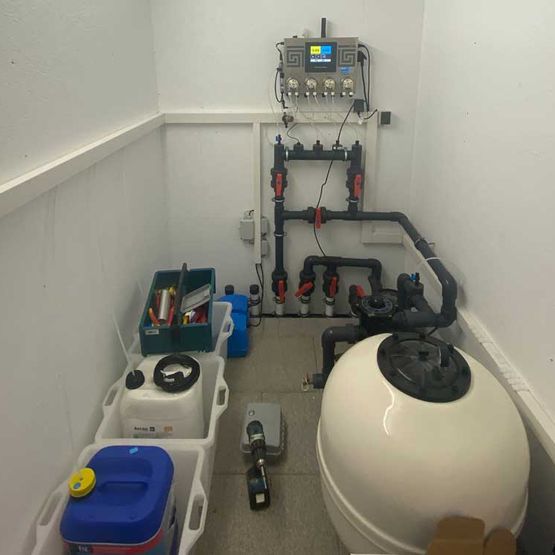 POOLTECHNIK