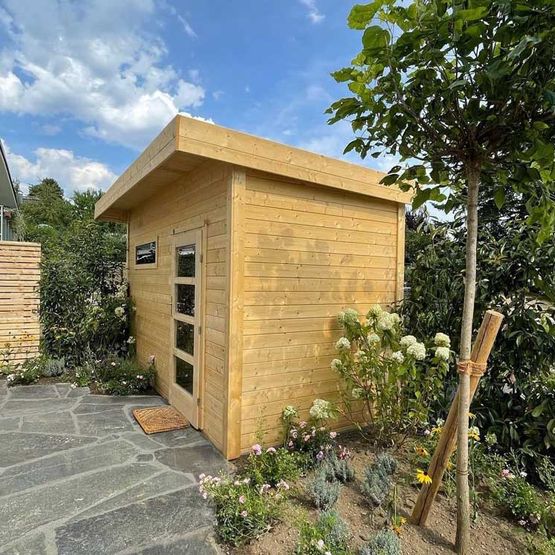 Gartenhäuser & Saunas